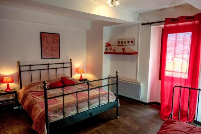 Gîte Chambres d'hôtes Le Bellevue Montbrun-les-Bains Extérieur photo